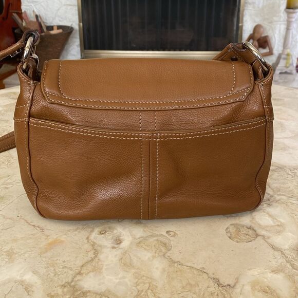 Tignanello Leather Organizer Shoulder Bag - Picture 5 of 14